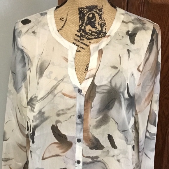 Susan Graver Classic Trend Setter Blouse - Picture 2 of 3